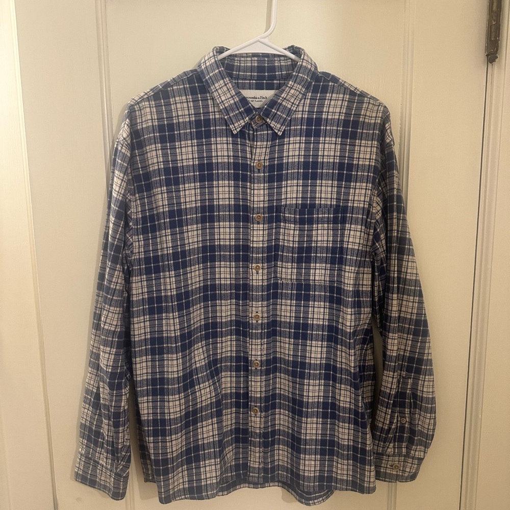 Abercrombie & Fitch Navy and Cream 100% Cotton Soft Plaid Shirt